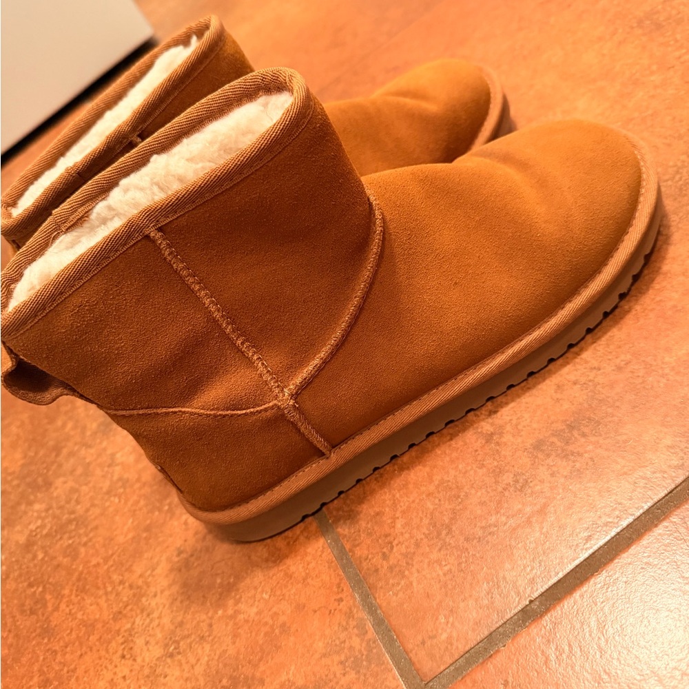 Koolaburra Cozy Shearling-Lined Suede Boot - Brown & Cream
